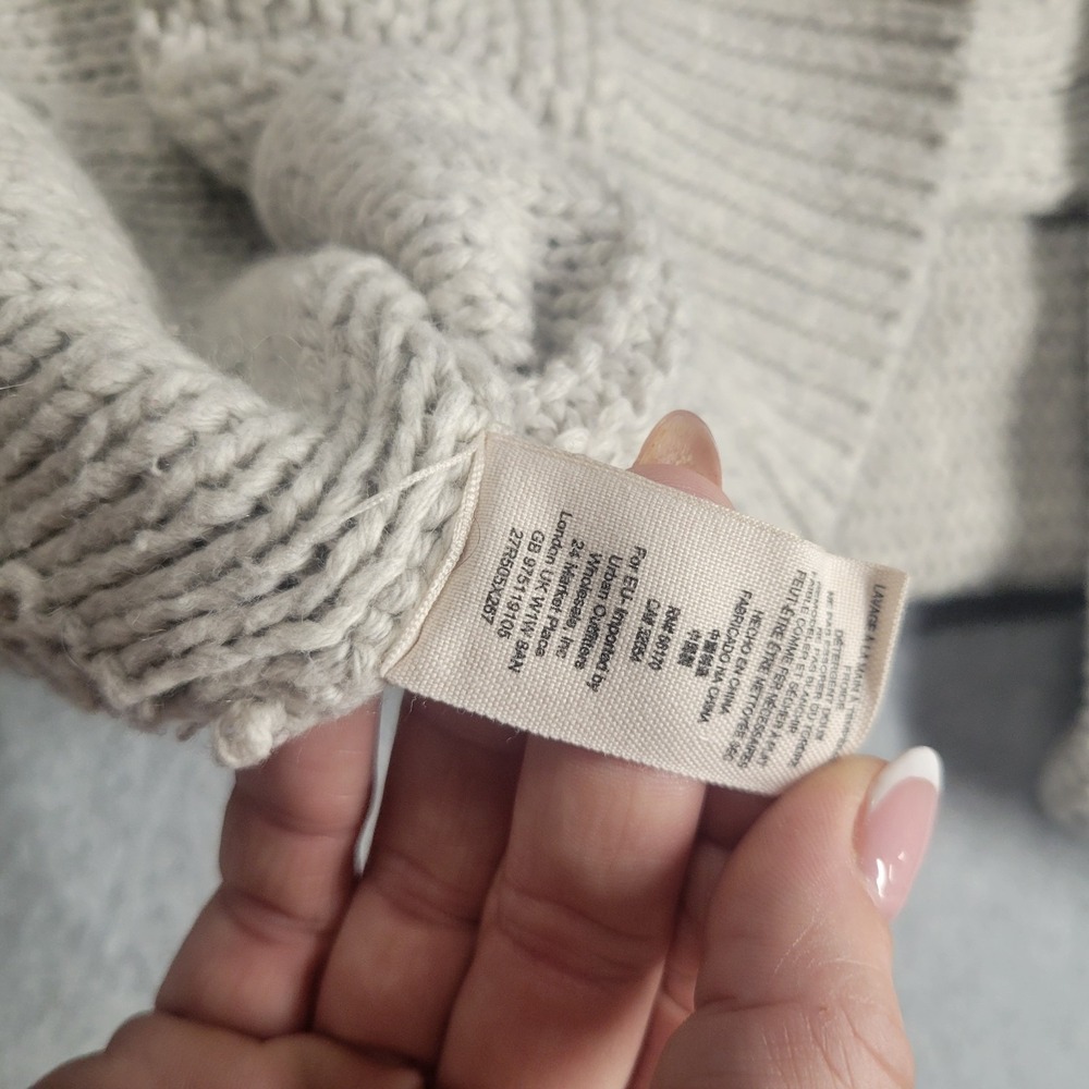 Free People Sweater Size Medium Chunky Cable Knit Oversized Gray Boho Indie - Picture 8 of 9
